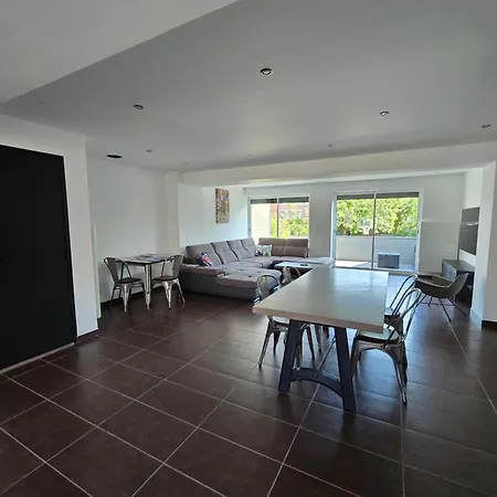 Сasa de vacaciones Maison Spacieuse, Agreable Et Ensoleille