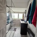 Maison Spacieuse, Agreable Et Ensoleille