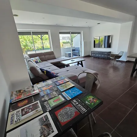 Maison Spacieuse, Agreable Et Ensoleille