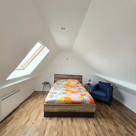 Maison Spacieuse, Agreable Et Ensoleille