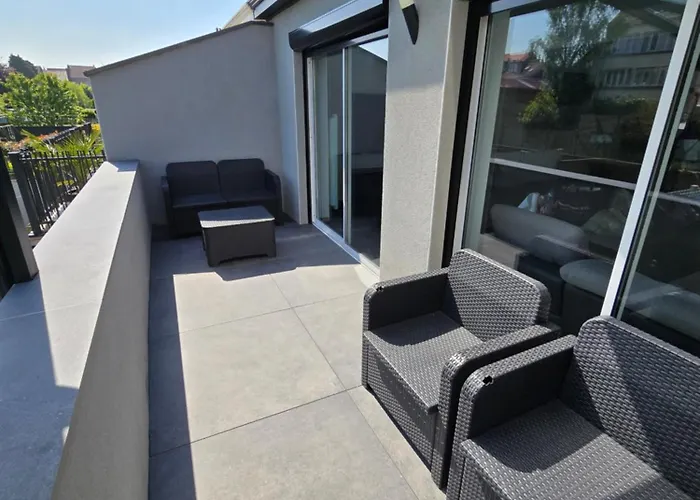 Maison Spacieuse, Agreable Et Ensoleille *